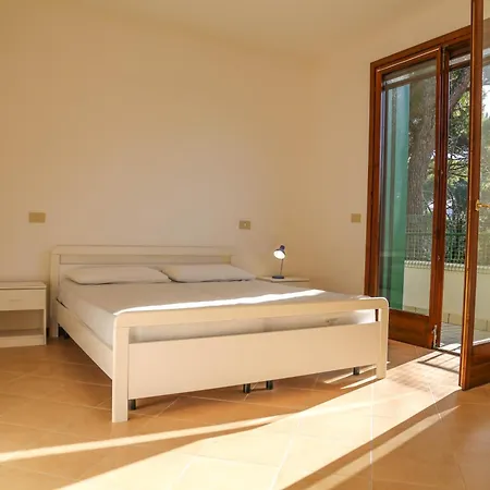 아파트 Perla Azzurra 1